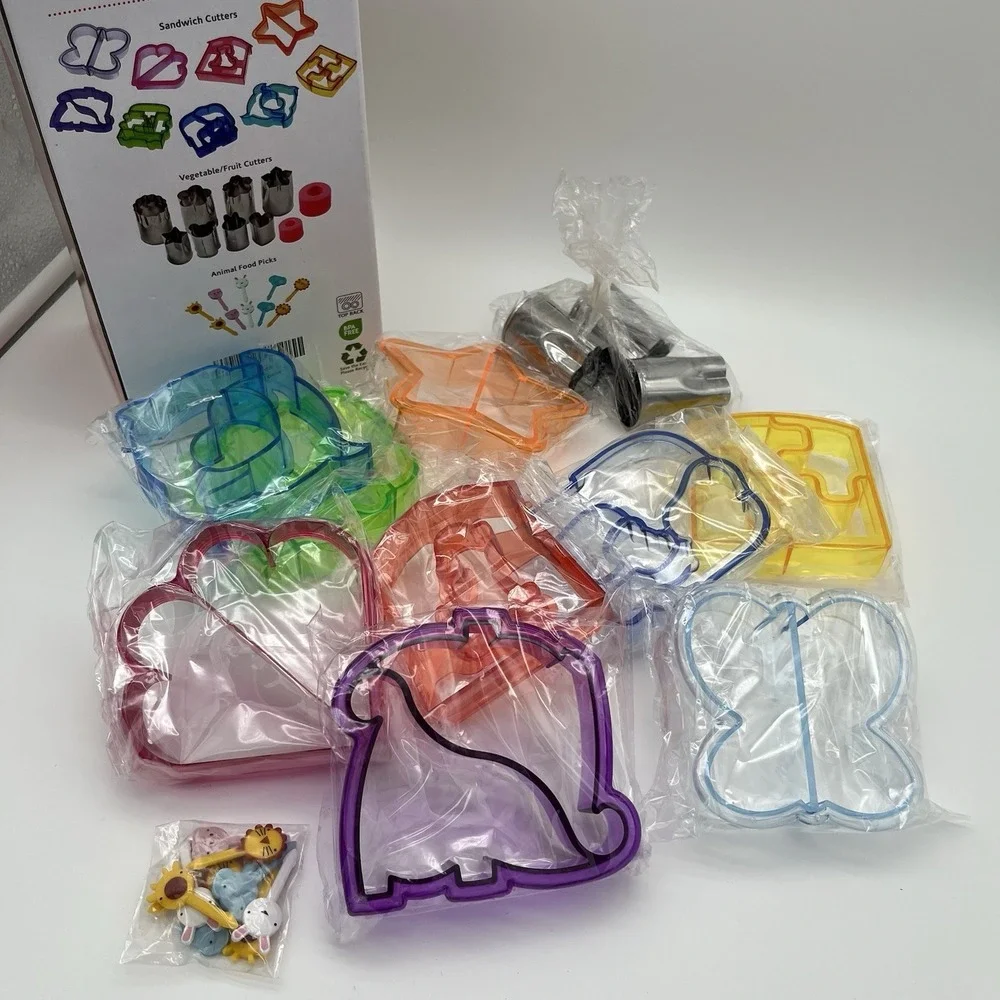 B'wiched Sandwich Cutter Set Brand New Opened Box